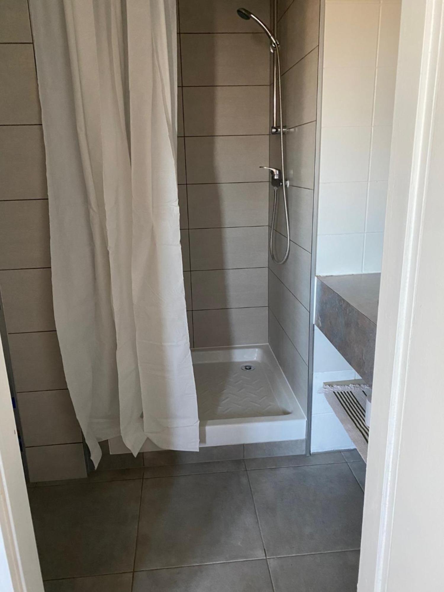 Gite Saint Florent Studio Apartment Parking Gratuit Strasbourg Exterior photo